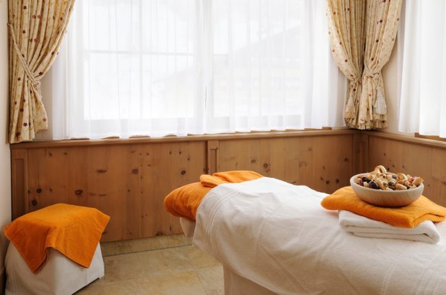 Massageraum im Hotel Alpenrose Massageraum im Hotel Alpenrose